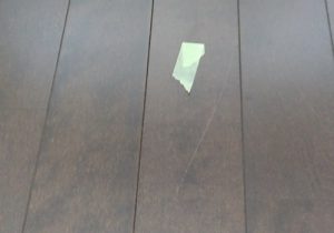フローリング傷